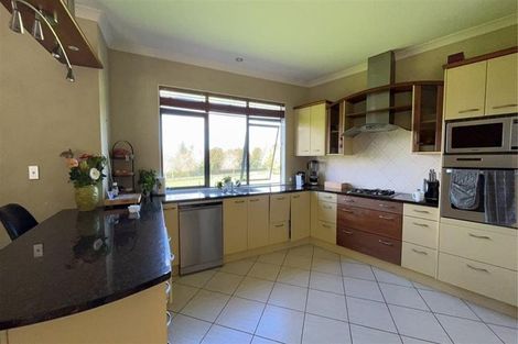 Photo of property in 9 Broadwood Rise, Kumeu, 0892