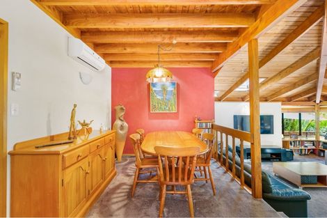 Photo of property in 50 Raymond Terrace, Northcote, Auckland, 0627