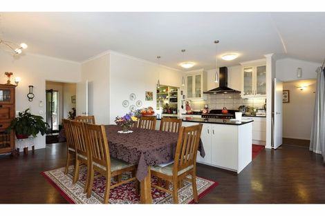 Photo of property in 16 Highland Drive, Richmond, 7020