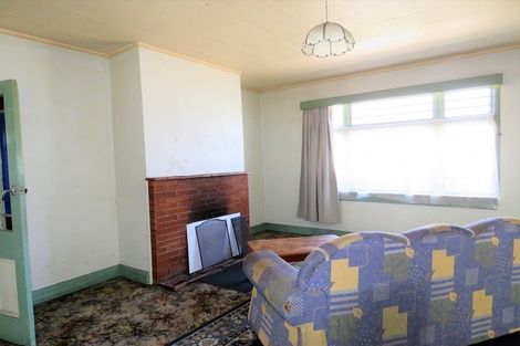 Photo of property in 44 Adderley Street, Westport, 7825