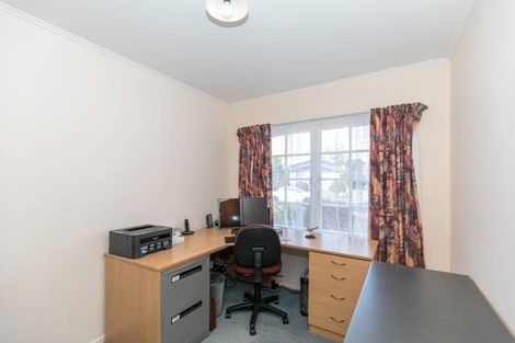 Photo of property in 3 Mclaren Place, Chedworth, Hamilton, 3210