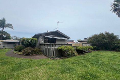 Photo of property in 3 Bluewater Place, Wattle Downs, Auckland, 2103