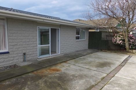 Photo of property in 330 Yaldhurst Road, Russley, Christchurch, 8042