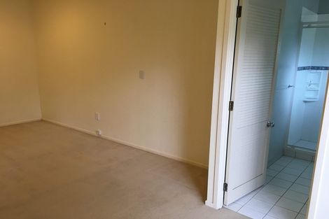 Photo of property in 86 Hattaway Avenue, Bucklands Beach, Auckland, 2012