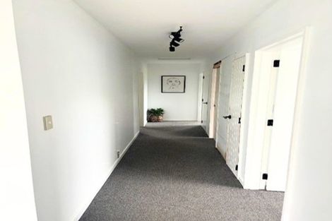 Photo of property in 12 Kukupa Grove, Heretaunga, Upper Hutt, 5018