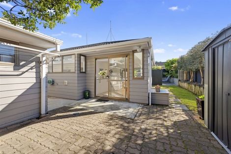 Photo of property in 3/33 Golf Road, Mount Maunganui, 3116