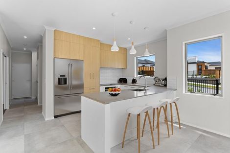 Photo of property in 3 Barrel Crescent, Swanson, Auckland, 0614