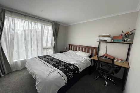 Photo of property in 20 Hobsonville Point Road, Hobsonville, Auckland, 0616