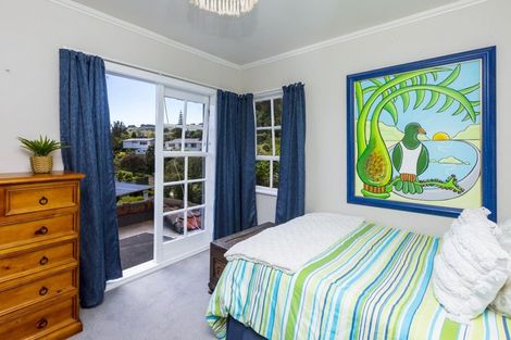 Photo of property in 3 Lord Street, Stokes Valley, Lower Hutt, 5019