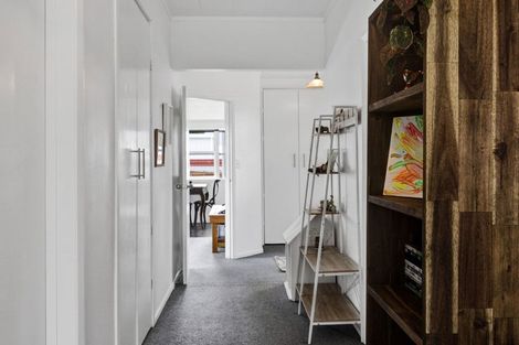 Photo of property in 6 Egmont Street, Normanby, Hawera, 4614