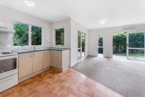 Photo of property in 122 Sandspit Road, Shelly Park, Auckland, 2014