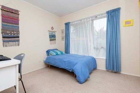 Photo of property in 1/15 Solana Court, Botany Downs, Auckland, 2010