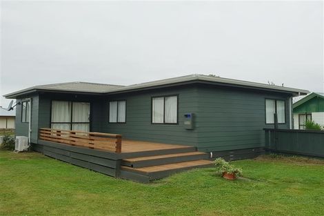 Photo of property in 4 Tarbet Place, Flaxmere, Hastings, 4120