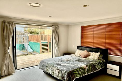 Photo of property in 11a Glendhu Road, Bayview, Auckland, 0629