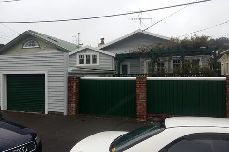 Photo of property in 11 The Parade, Island Bay, Wellington, 6023