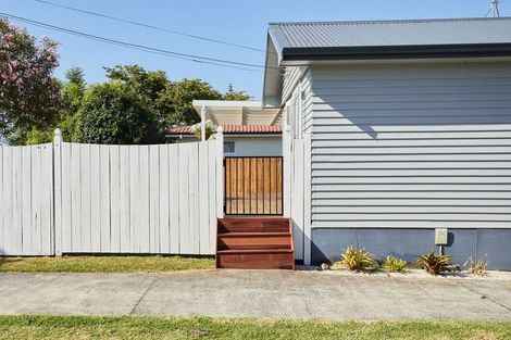 Photo of property in 1/22 Greerton Road, Gate Pa, Tauranga, 3112