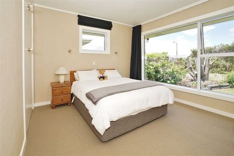 Photo of property in 24 Riverview Terrace, Fairfield, Hamilton, 3214