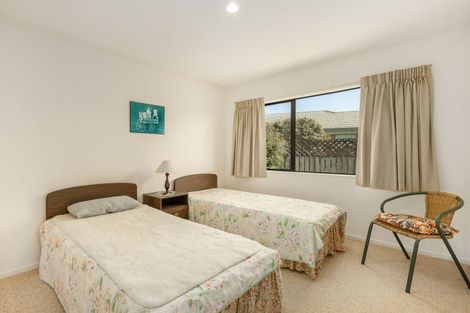 Photo of property in 14 Heihei Place, Paraparaumu, 5032