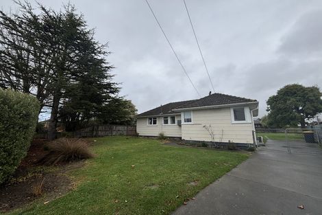 Photo of property in 37 Lambeth Crescent, Redwood, Christchurch, 8051