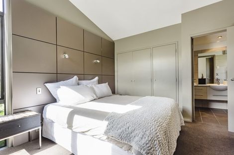 Photo of property in 13b Mataraki Place, Wanaka, 9305