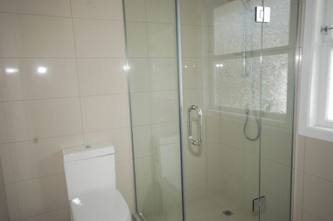 Photo of property in 100 Oakdale Road, Mount Roskill, Auckland, 1041