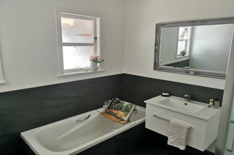 Photo of property in 596 Maunganui Road, Mount Maunganui, 3116