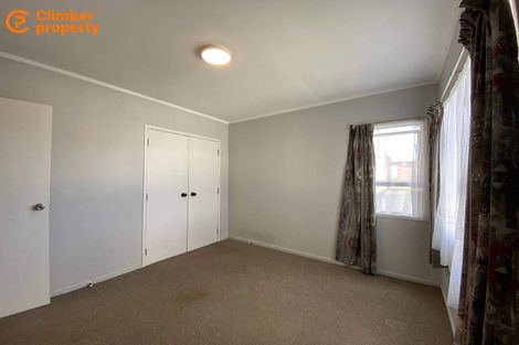 Photo of property in 2/2 Aotea Road, Glen Eden, Auckland, 0602