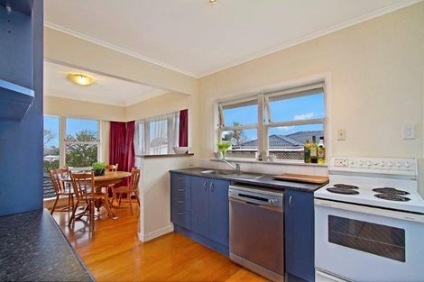 Photo of property in 2/15 Felton Mathew Avenue, St Johns, Auckland, 1072