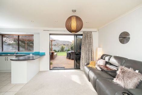 Photo of property in 18 Innswood Place, Rototuna North, Hamilton, 3210