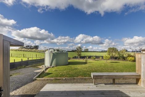 Photo of property in 16 Wear Street, Rongotea, 4476