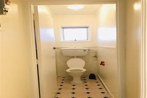 Photo of property in 10/14 Seaview Terrace, Mount Albert, Auckland, 1025