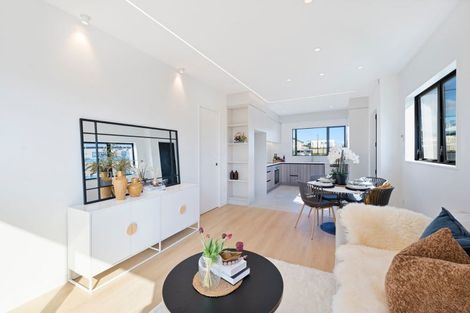 Photo of property in 37 Turret Lane, Hobsonville, Auckland, 0616