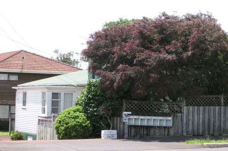 Photo of property in 4/24 Blockhouse Road, Avondale, Auckland, 1026