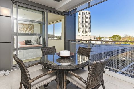 Photo of property in Maison Apartments, 308/16 Huron Street, Takapuna, Auckland, 0622