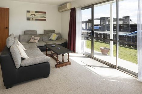 Photo of property in 1/163 Tahunanui Drive, Tahunanui, Nelson, 7011