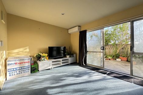 Photo of property in 1e Bould Street, Johnsonville, Wellington, 6037