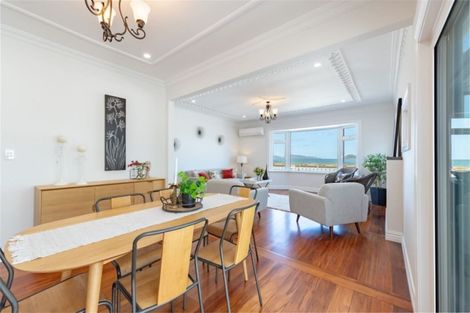 Photo of property in 155 The Esplanade, Petone, Lower Hutt, 5012