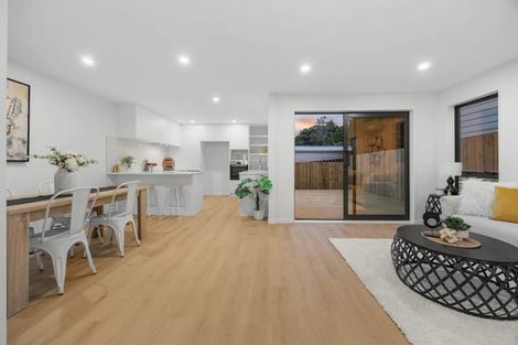 Photo of property in 1b Mamuku Drive, Massey, Auckland, 0614