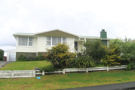Photo of property in 22 Ogle Crescent, Te Kamo, Whangarei, 0112