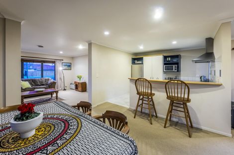 Photo of property in 36 Skelton Avenue, Randwick Park, Auckland, 2105