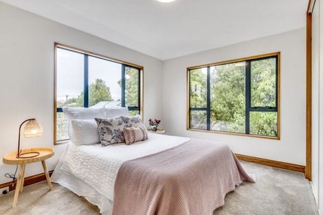 Photo of property in 2/155 Yaldhurst Road, Sockburn, Christchurch, 8042