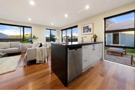 Photo of property in 82 Glenfield Crescent, Mairehau, Christchurch, 8052