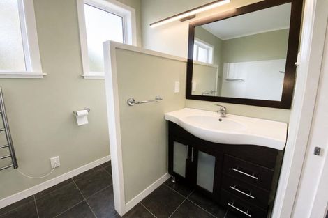 Photo of property in 6 Clovelly Street, Brooklands, New Plymouth, 4310