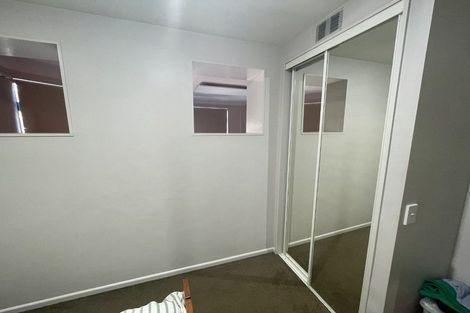 Photo of property in Terrace Garden Apartments, 2e/120 The Terrace, Wellington Central, Wellington, 6011