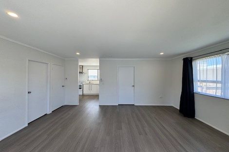 Photo of property in 35 Tabitha Crescent, Henderson, Auckland, 0612