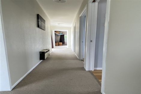 Photo of property in 5 Oak Avenue, Nawton, Hamilton, 3200