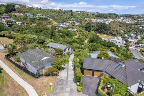 Photo of property in 11 Moray Place, Papakowhai, Porirua, 5024