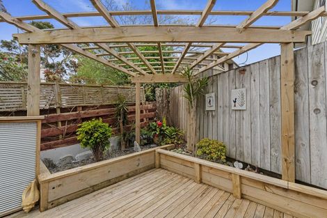 Photo of property in 1/573 Beach Road, Murrays Bay, Auckland, 0630