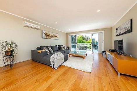 Photo of property in 10 Bothwell Place, Pahurehure, Papakura, 2113
