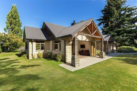Photo of property in 56 Golf Course Road, Wanaka, 9305